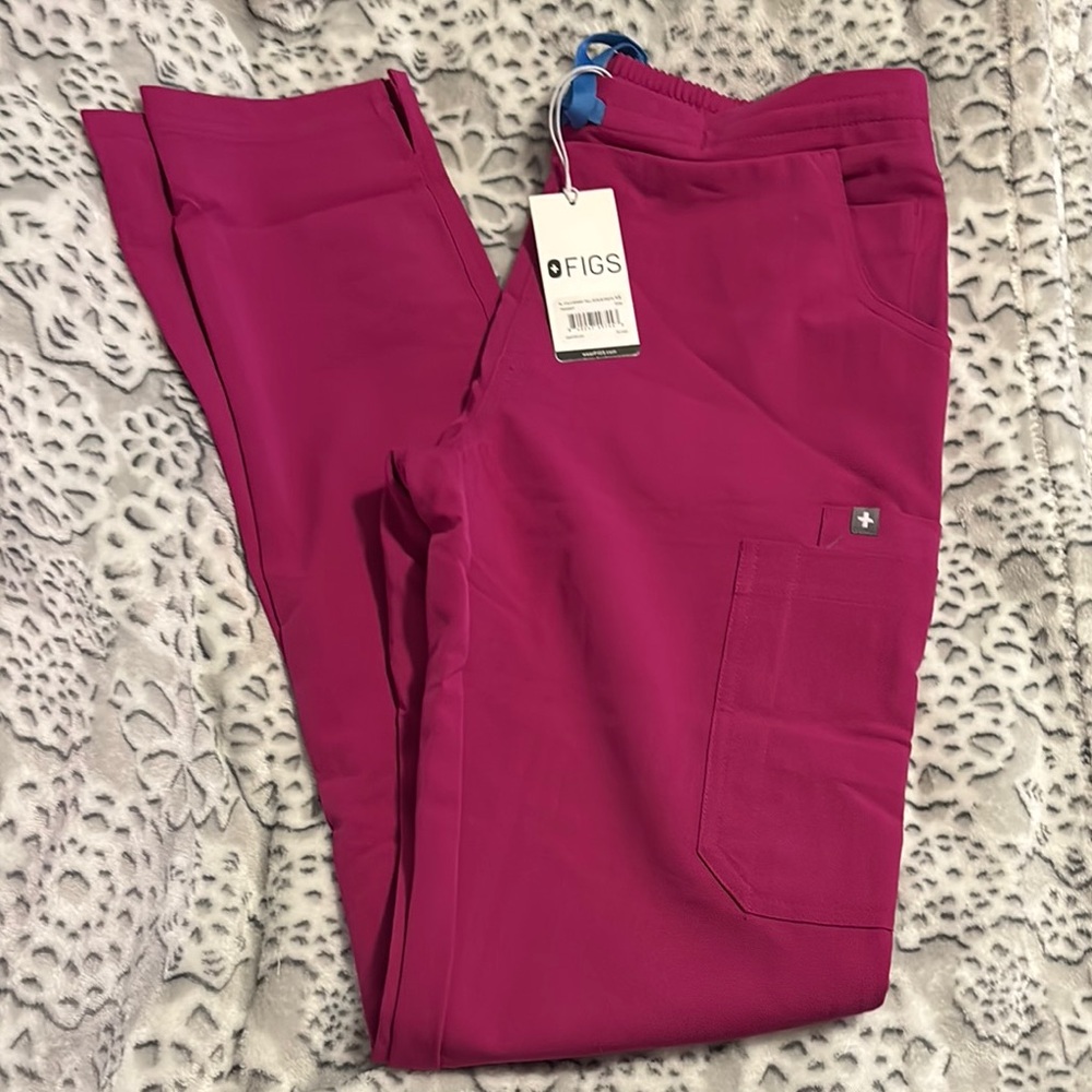 Figs Women's yola Scrub pants NWT
